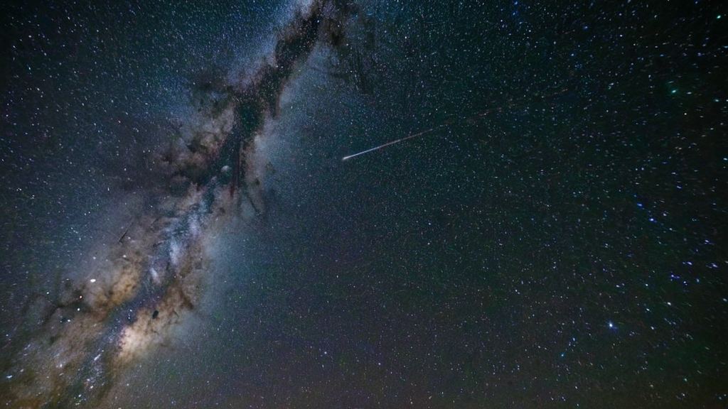 在线吃瓜 - 网红关注明星阵容曝光他们更倾向于关注明星的娱乐吃瓜营销方案与国民老公全部成员照引发的颜值盛宴