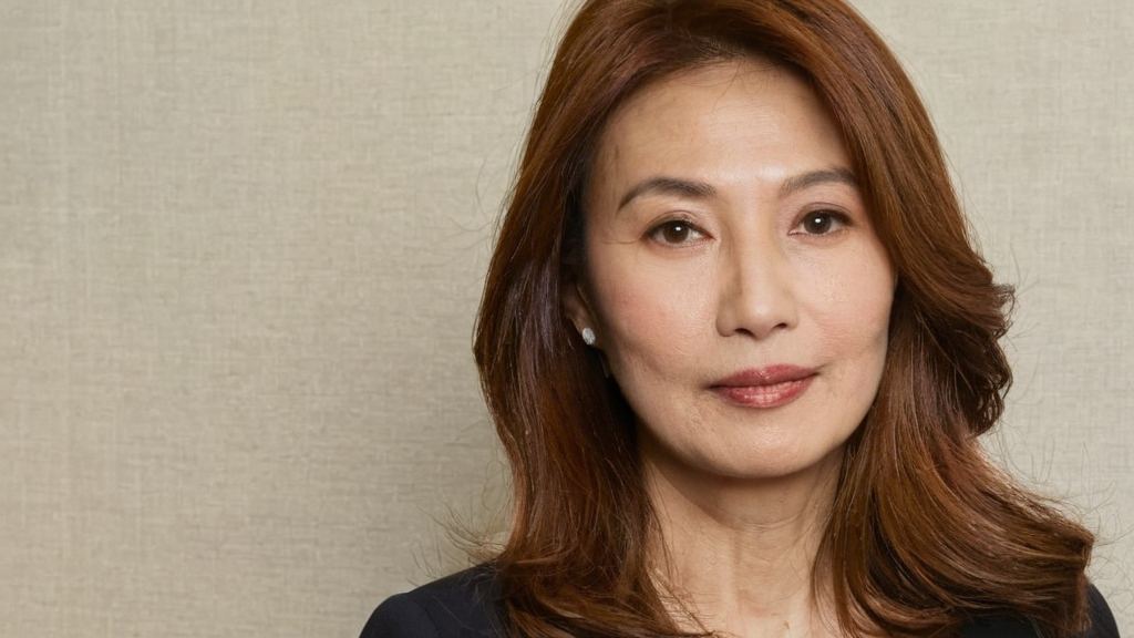 娱乐圈明星在灾区记者会上的真实表现引发吃瓜群众热议